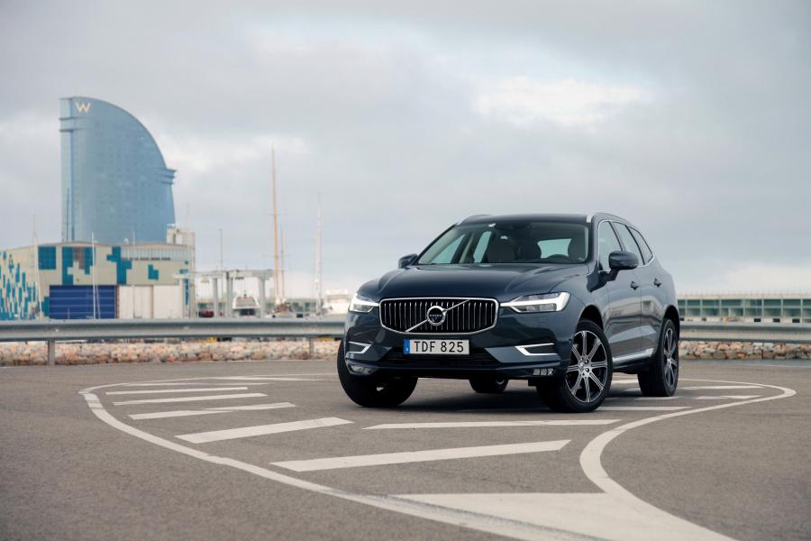  Volvo XC60 T6 Inscription 2017 года  (WW) (фото 28 из 72)